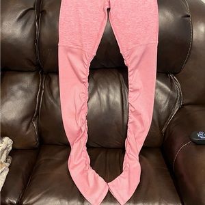 NWT ALO Yoga Goddess leggings